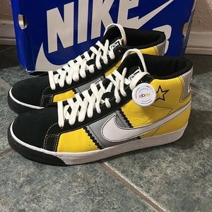 Nike SB Blazer High 11.5 dunk Sub Pop lakers Kobe vintage yellow air max lebron